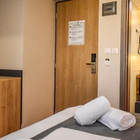 Entelia Hotel