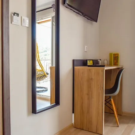 Entelia 3*