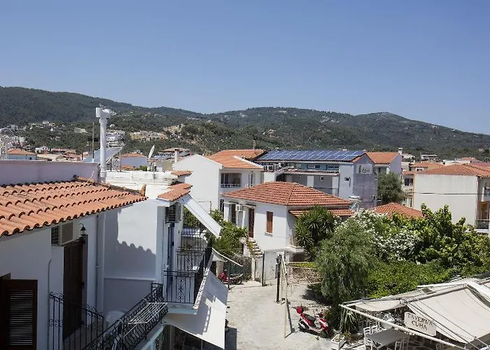 Entelia Skiathos Town