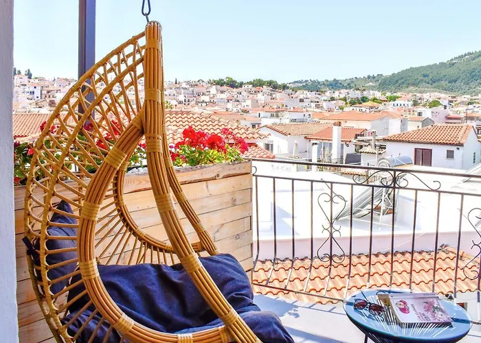 Entelia Skiathos Town